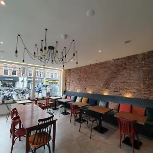 https://hotel-heye-130.amsterdamhotelsnl.com