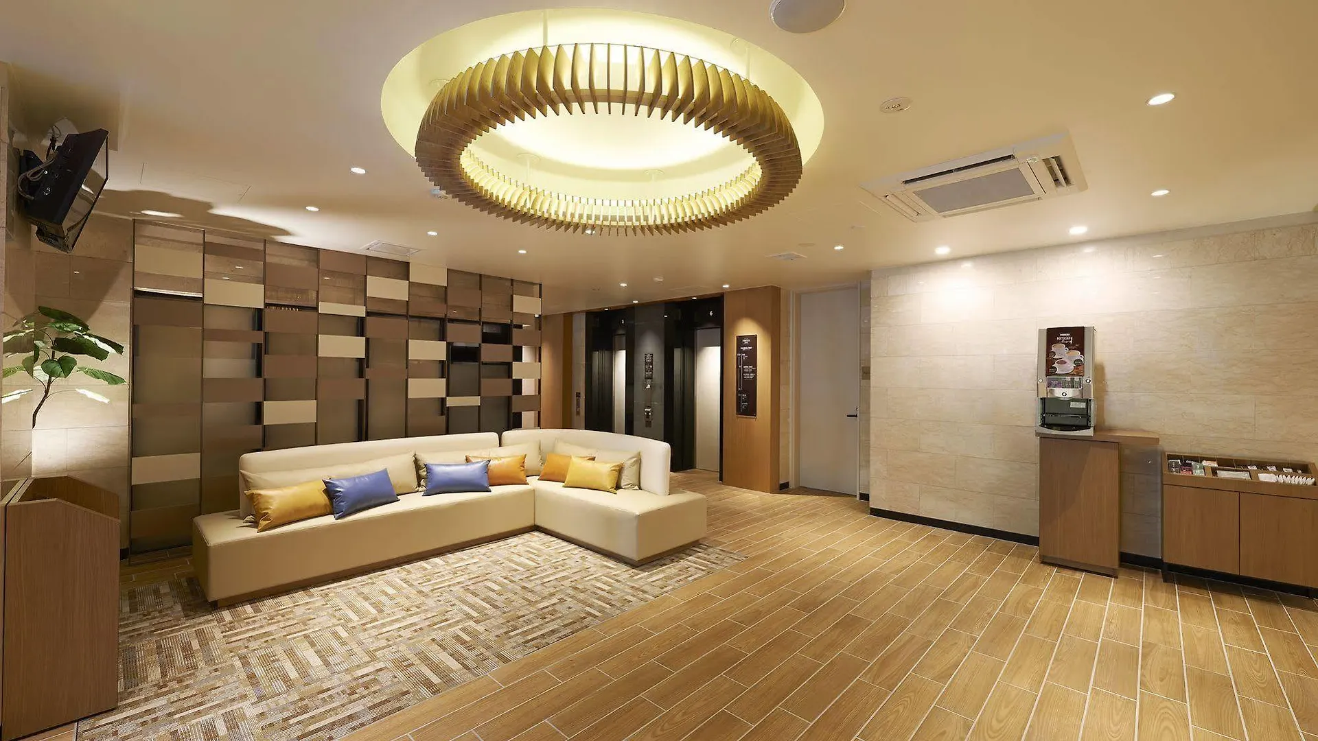 Szálloda Sotetsu Fresa Inn Tokyo Tamachi